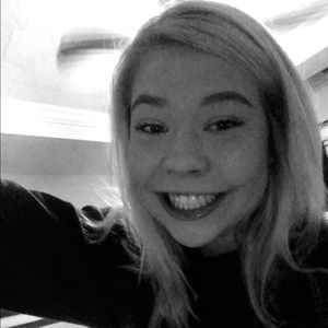 Meet your Posher, Hailey